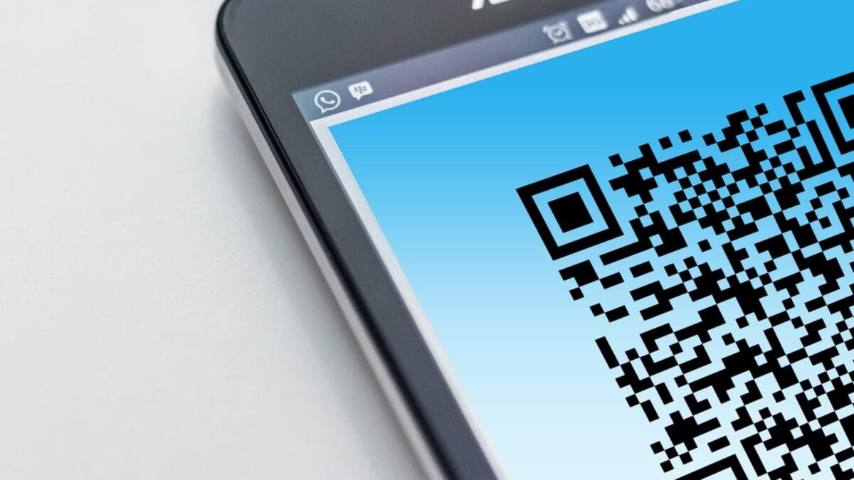 Código QR, chatbots y puerta a puerta digital