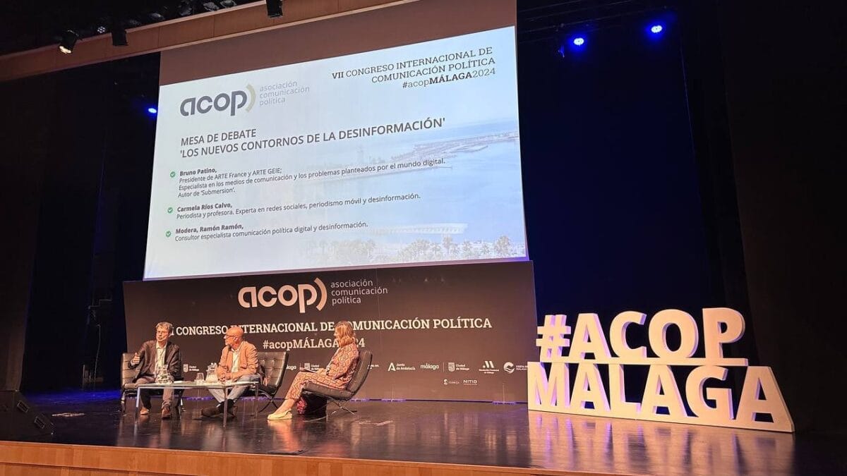 Mesa debate en Congreso ACOP